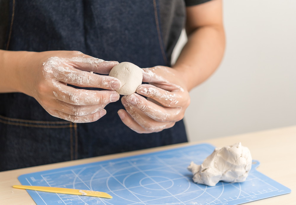 フィギュアの作り方 紙粘土 石粉粘土 樹脂粘土など粘土の種類