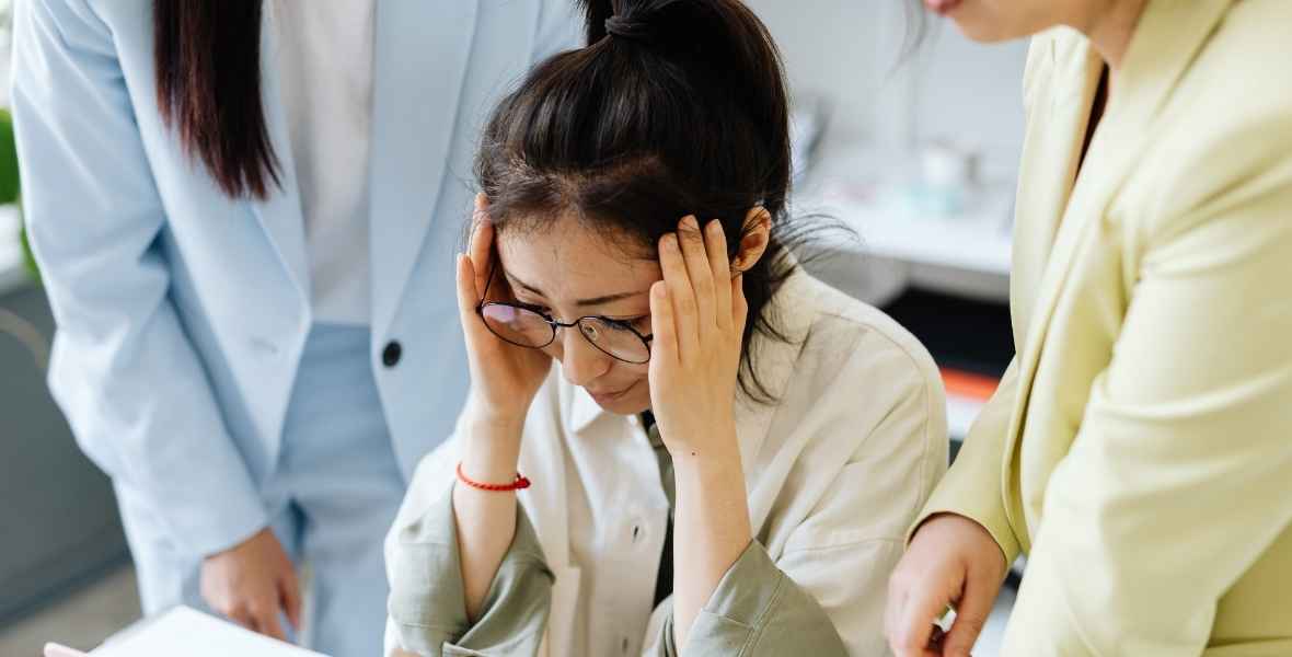 資料やバナーを作ると、修正や手戻りが多くなりがち